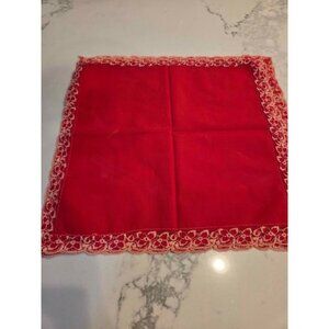 Red lace trimmed dinner napkins 15"x15"